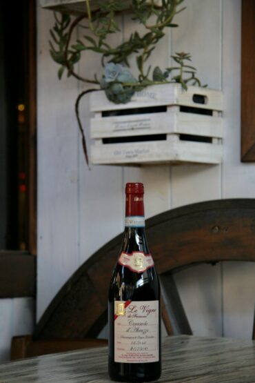bottiglia di vino rosso abruzzese al Grand Canyon Restaurant Pescara
